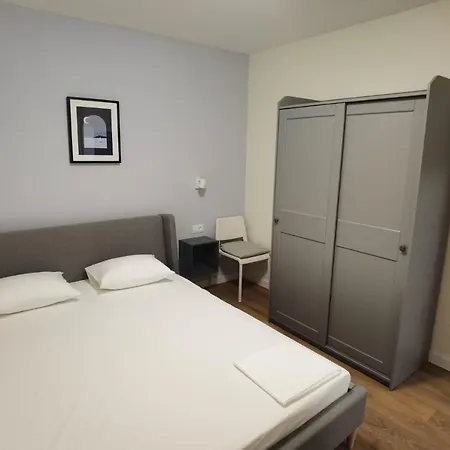 Apartment Style 2br***