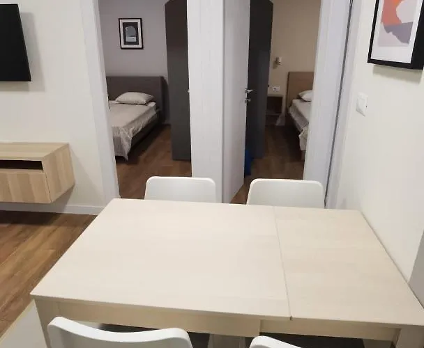 アパート Style 2br*** スプリト